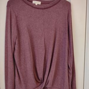 Maroon long sleeve twist front shirt